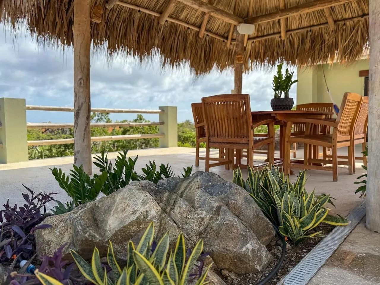 Appartamento Garden Terrace Menas Authentic Wellness Eco Noord